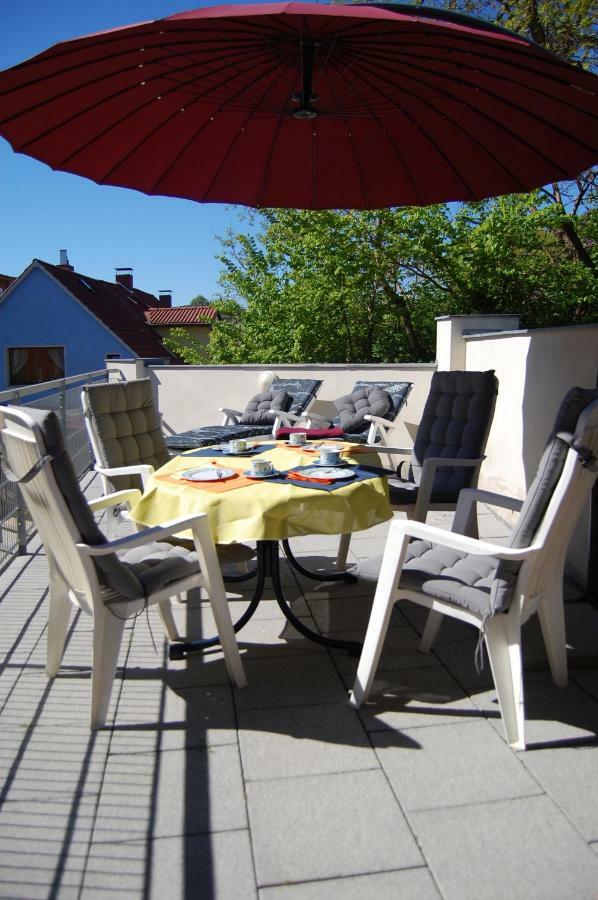 Auf Dem Berg Lägenhet Malchow  Exteriör bild